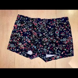 GAP Floral Shorts